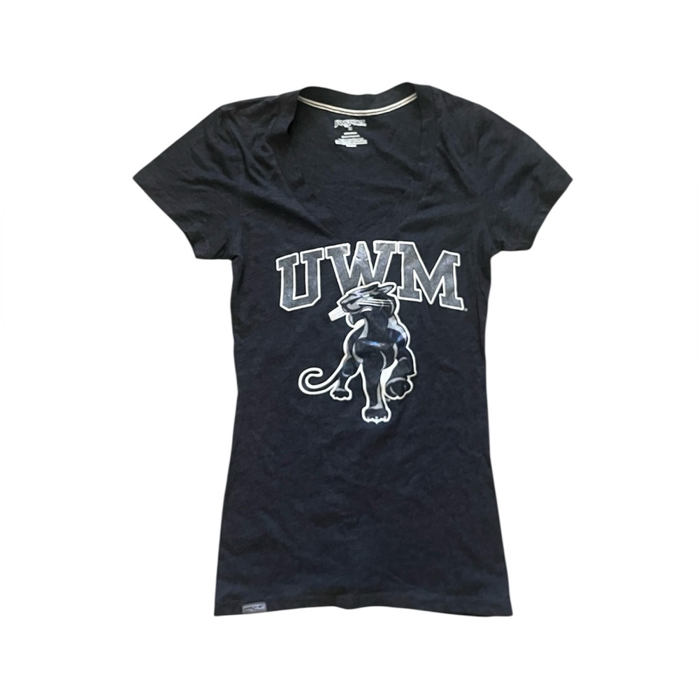 University of Wisconsin-Milwaukee UWM v neck college t shirt size medium